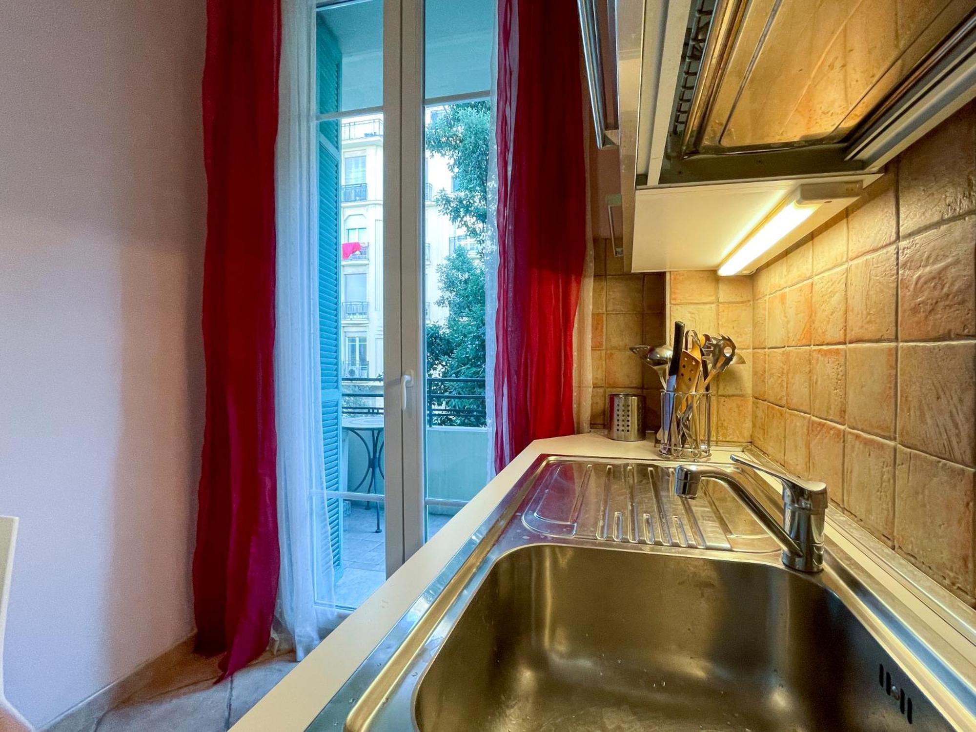 Appartamento Comte De Luxury 4 Pers Parking Wifi Ac *