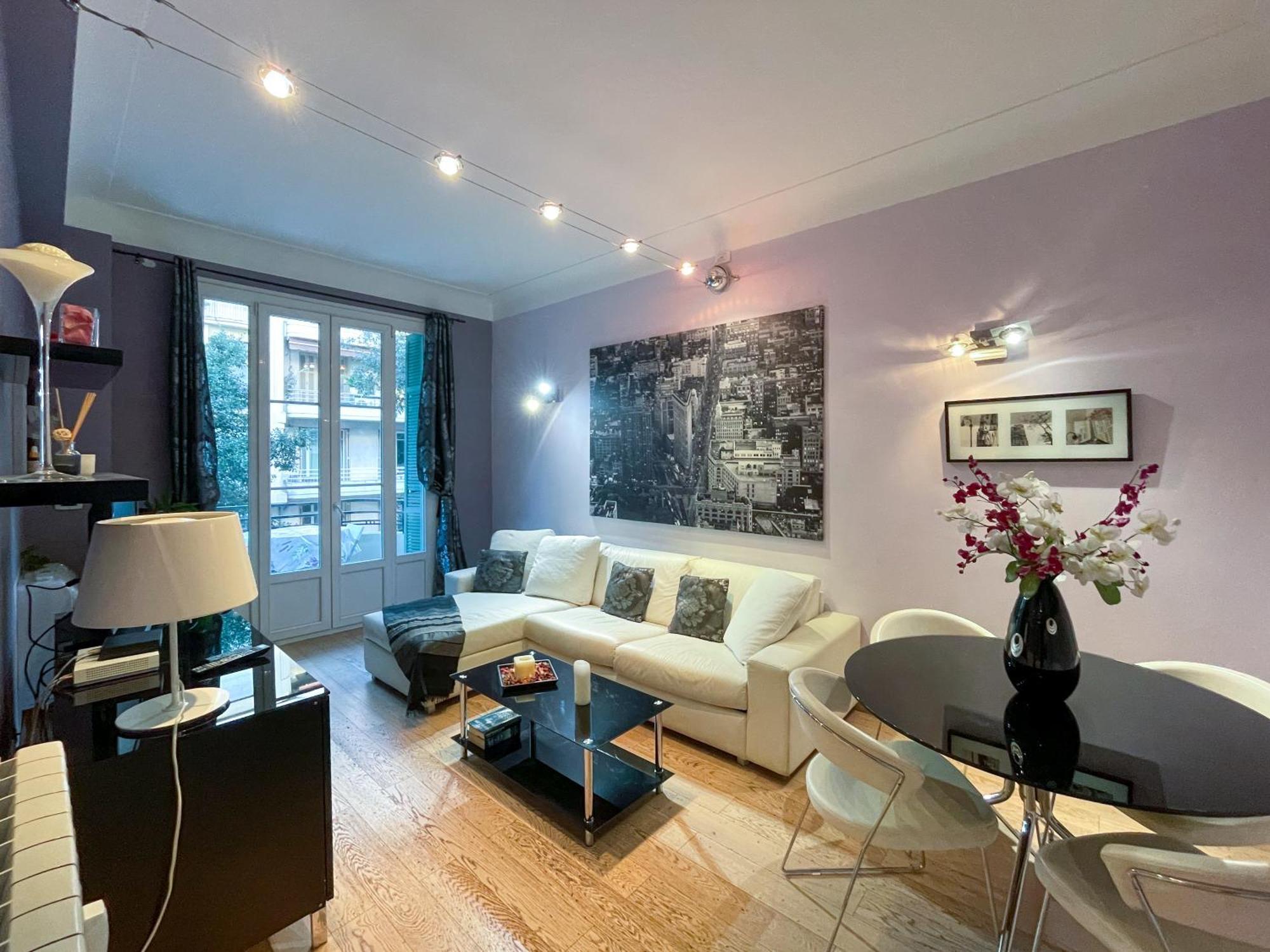 Appartamento Comte De Luxury 4 Pers Parking Wifi Ac *